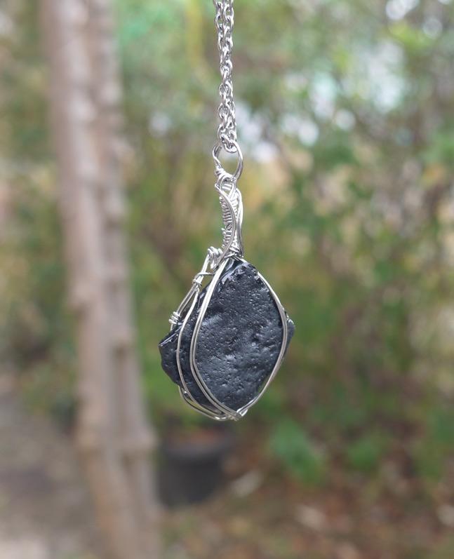 チベタンテクタイト ペンダント | 4枚目