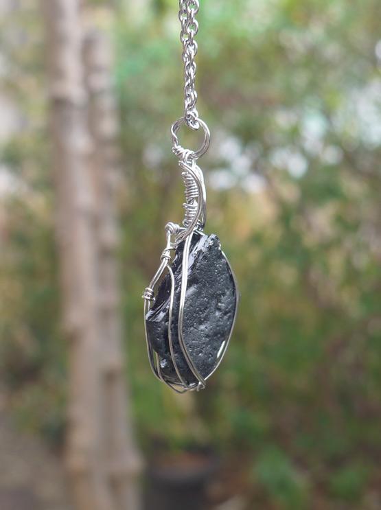 チベタンテクタイト ペンダント | 5枚目