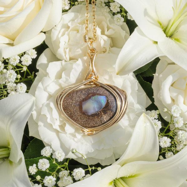 ボルダーオパール ペンダント