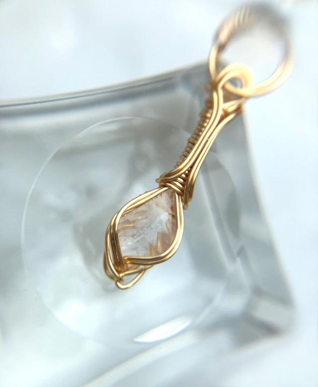 ロシア産 フェナカイト ペンダント 証明書付き 14kgf＊ | 3枚目