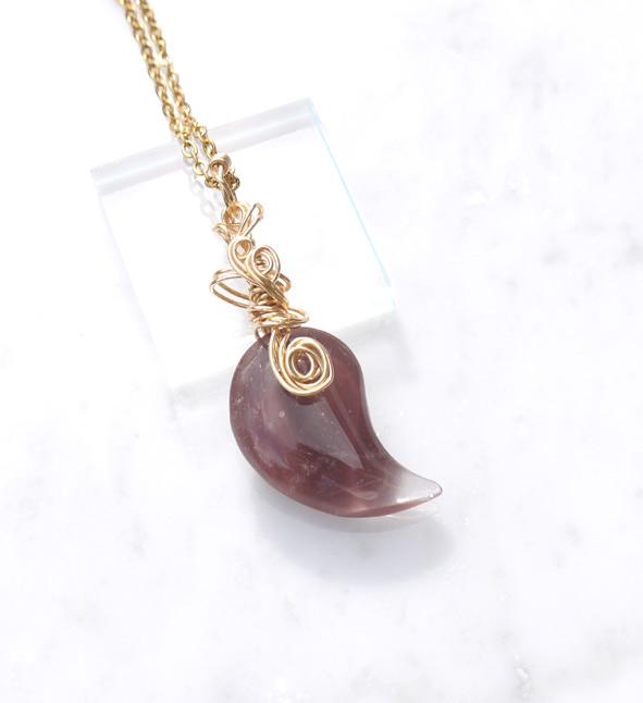 リチウムクォーツ 勾玉 ペンダントトップ | 3枚目