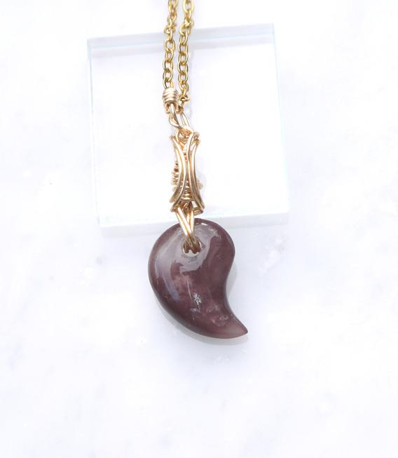 リチウムクォーツ 勾玉 ペンダントトップ | 2枚目