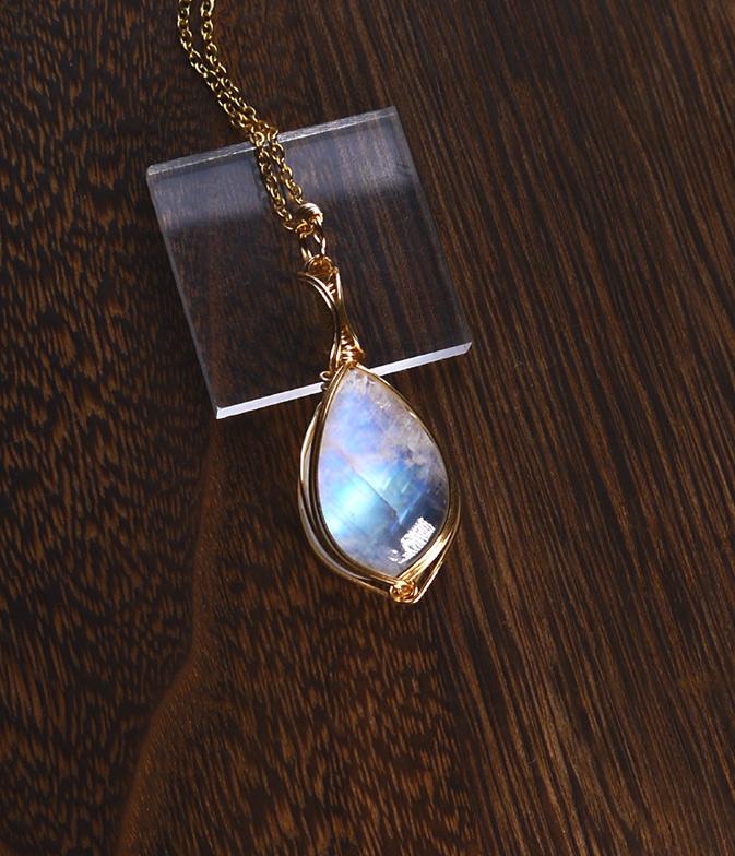 宝石質 レインボームーンストーン ペンダント | 3枚目