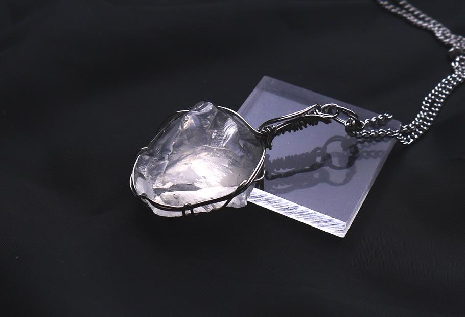 A.Melody♪女史保有 メタモルフォーシス ペンダント 証明書付き | 9枚目