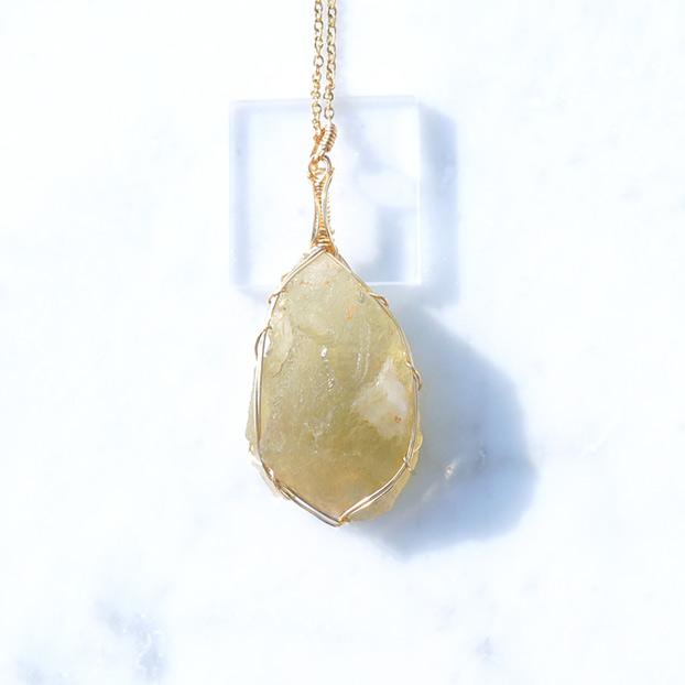 リビアングラス 原石 ペンダントトップ