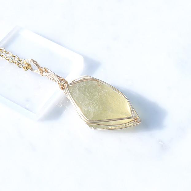 リビアングラス 原石 ペンダントトップ | 7枚目