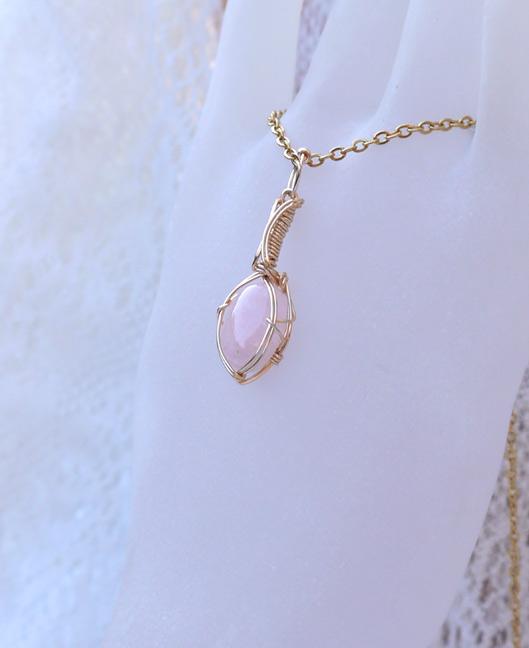 モルガナイト ペンダント | 6枚目