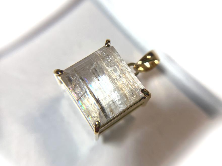 ベリロナイト ペンダント 7.609ct K18 | 7枚目