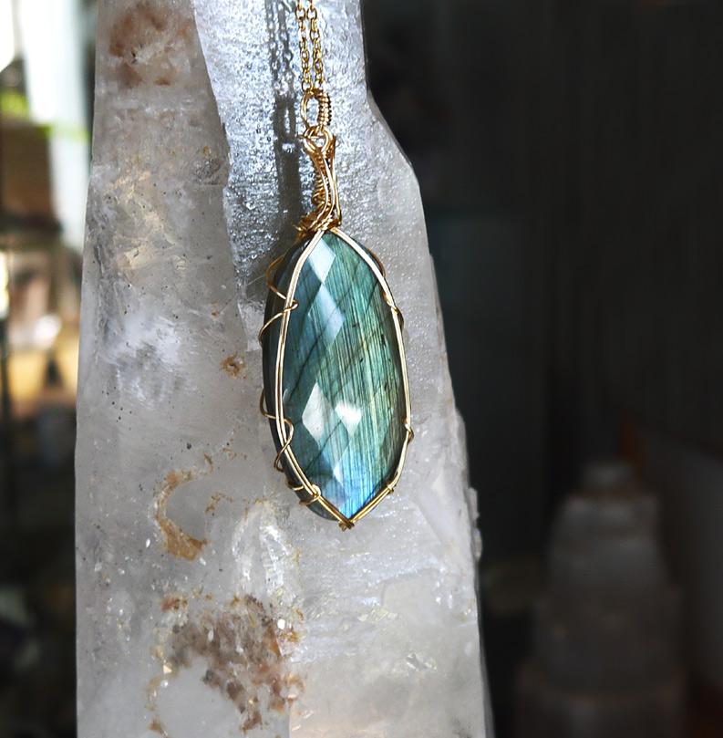 多面カット ラブラドライト ペンダント | 4枚目