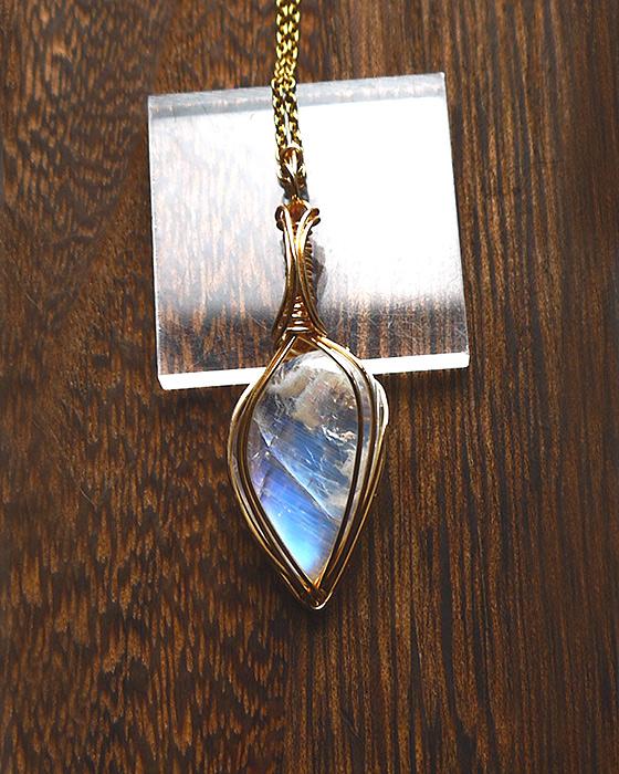 宝石質 レインボームーンストーン ペンダント | 2枚目