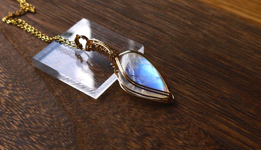 宝石質 レインボームーンストーン ペンダント | 5枚目